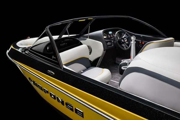 TXi_studio_cockpit_lowres