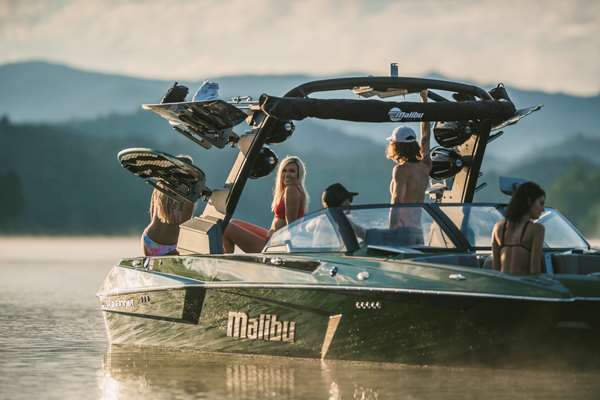 23_mxz_2021_The_Best_Day_Is_Any_Day_On_The_Water