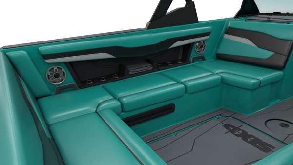 t220_rear_storage_600